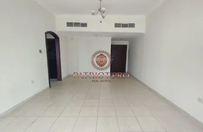 شقة - غرفة نوم - 2 حمامات للايجار في ارت 8 - برشا هايتس (تيكوم) - دبي