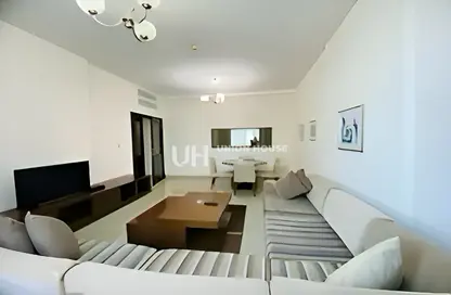Apartment - 2 Bedrooms - 3 Bathrooms for rent in Cornich Al Khalidiya - Al Khalidiya - Abu Dhabi