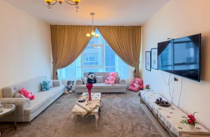 Apartment - 1 Bedroom - 2 Bathrooms for rent in Palm Tower 1 - Palm Towers - Al Majaz - Sharjah