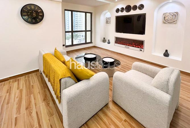 Apartment - 2 Bedrooms - 2 Bathrooms for sale in Murjan 5 - Murjan - Jumeirah Beach Residence - Dubai