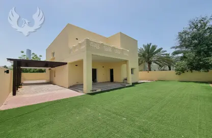 Villa - 4 Bedrooms - 5 Bathrooms for rent in Meadows 2 - Meadows - Dubai