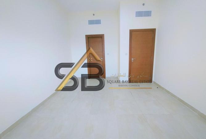 15912102 - Property Image 2