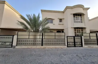 Villa - 5 Bedrooms - 6 Bathrooms for rent in Mohamed Bin Zayed Centre - Mohamed Bin Zayed City - Abu Dhabi