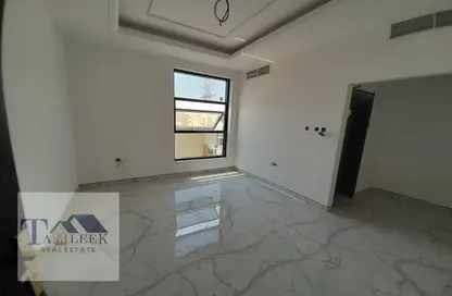 Empty Room image for: Villa - 7 Bedrooms for sale in Al Yasmeen 1 - Al Yasmeen - Ajman, Image 1