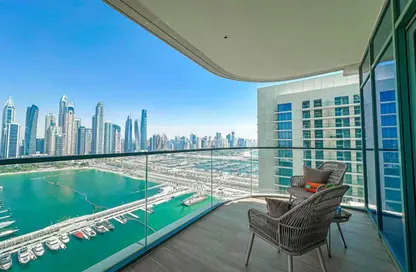 Apartment - 3 Bedrooms - 4 Bathrooms for rent in Marina Vista - EMAAR Beachfront - Dubai Harbour - Dubai