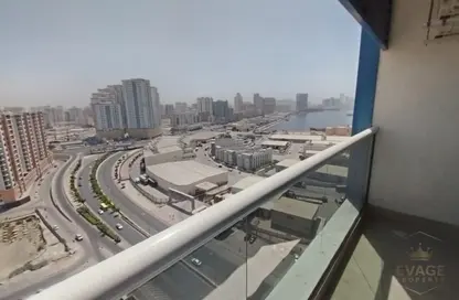 Apartment - 2 Bedrooms - 2 Bathrooms for rent in Gate Tower 1 - Musheiref - Ajman