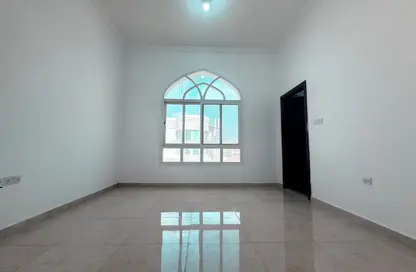 Apartment - Studio - 1 Bathroom for rent in Shakhbout City - Abu Dhabi