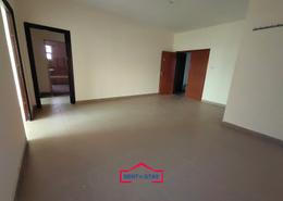 Apartment - 2 bedrooms - 1 bathroom for rent in Hai Al Murabbaa - Central District - Al Ain