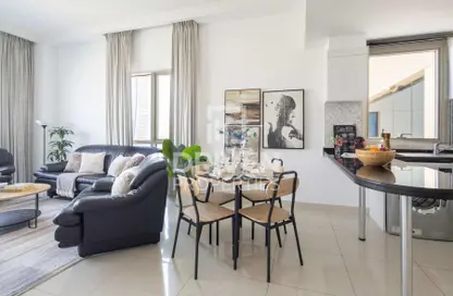 Apartment - 1 Bedroom - 2 Bathrooms for sale in The Residences at Business Central - Business Bay - Dubai