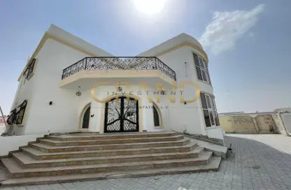 Villa - 5 Bedrooms for rent in Al Shamkha - Abu Dhabi