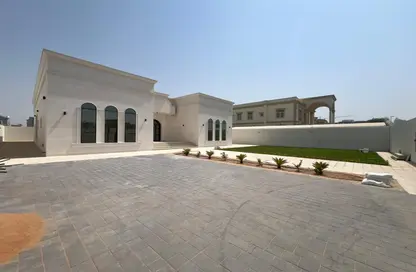 Villa - 5 Bedrooms - 7 Bathrooms for rent in Al Barsha South 2 - Al Barsha South - Al Barsha - Dubai