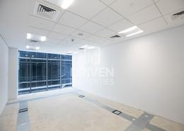 صورةغرفة فارغة لـ: مكتب للكراء في تجارة دبي - أم الرمول - دبي, صورة 1