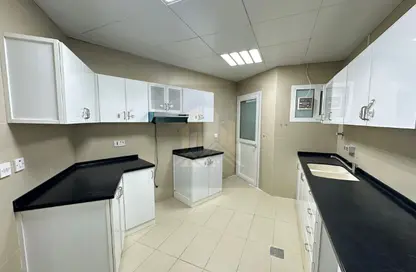 Apartment - 2 Bedrooms - 2 Bathrooms for rent in Shakhbout City - Abu Dhabi