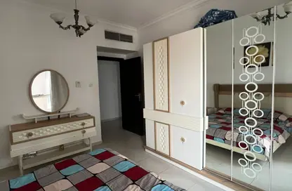 Apartment - 2 Bedrooms - 2 Bathrooms for rent in Queen Tower - Al Qasba - Sharjah