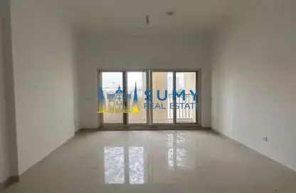 Empty Room image for: Apartment - 1 Bathroom for rent in Spanish Tower - Dubai Sports City - Dubai, Image 1