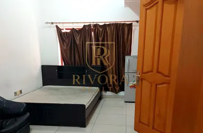 Apartment - Studio - 1 Bathroom for rent in Al Souk Al Kabeer - Bur Dubai - Dubai