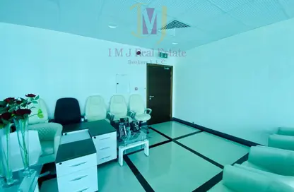 Office Space - Studio - 1 Bathroom for rent in The Prime Tower - Business Bay - Dubai Office Space - Studio - 1 Bathroom for rent in The Prime Tower - Business Bay - Dubai