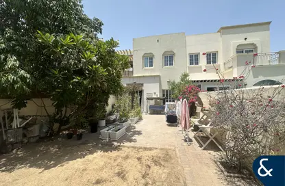 فيلا - 2 غرف نوم - 2 حمامات للايجار في الينابيع 3 - الينابيع - دبي
