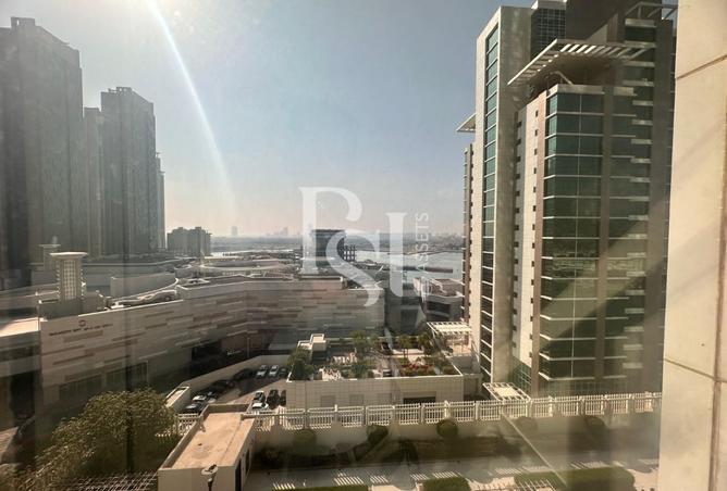 Spacious Unit | Prime Location | Ready to Move 