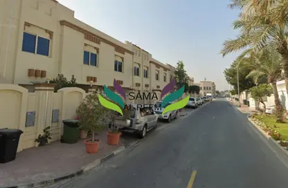 Villa - 3 Bedrooms - 3 Bathrooms for rent in Jumeirah 1 Villas - Jumeirah 1 - Jumeirah - Dubai