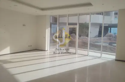 Apartment - 3 Bedrooms - 4 Bathrooms for rent in Tiara Residences - Palm Jumeirah - Dubai