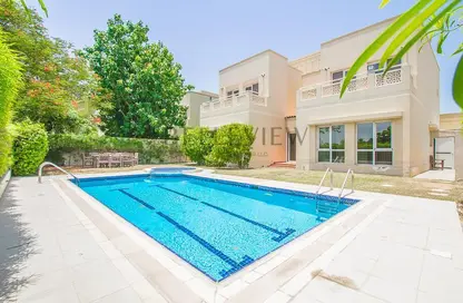 Villa - 4 Bedrooms - 4 Bathrooms for rent in Meadows 5 - Meadows - Dubai