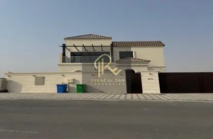 Villa - 4 Bedrooms - 7 Bathrooms for sale in Tilal City A - Tilal City - Sharjah