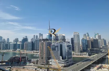 Apartment - 3 Bedrooms - 5 Bathrooms for rent in The Paragon by IGO - Business Bay - Dubai