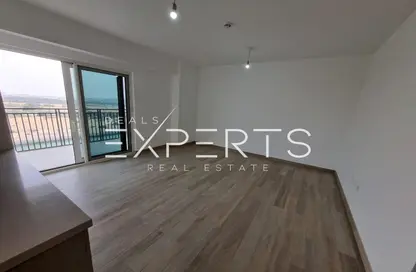 Apartment - 2 Bedrooms - 2 Bathrooms for rent in Waters Edge - Yas Island - Abu Dhabi