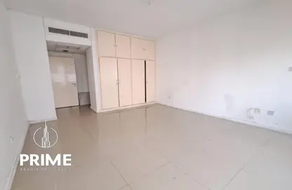 Apartment - 3 Bedrooms - 3 Bathrooms for rent in Airport Road - Abu Dhabi