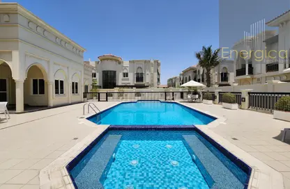 Villa - 5 Bedrooms - 6 Bathrooms for rent in Umm Suqeim 1 Villas - Umm Suqeim 1 - Umm Suqeim - Dubai