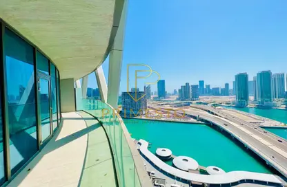 Apartment - 3 Bedrooms - 5 Bathrooms for rent in Tourist Club Area - Abu Dhabi