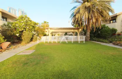 Villa - 4 Bedrooms - 5 Bathrooms for rent in Jumeirah 3 Villas - Jumeirah 3 - Jumeirah - Dubai
