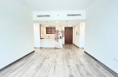 Apartment - 2 Bedrooms - 2 Bathrooms for sale in Holland Gardens - Town Square - Dubai