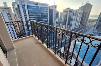 شقة - 3 غرف نوم - 4 حمامات للايجار في بناية الدرمكي 1162 - شارع حمدان - أبوظبي