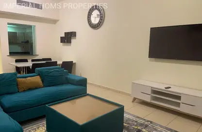 شقة - غرفة نوم - 2 حمامات للايجار في أبراج عجمان وان - الصوان - عجمان