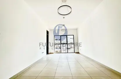 شقة - غرفة نوم - 2 حمامات للايجار في الهباي 3 - جميرا جاردن سيتي - السطوة - دبي