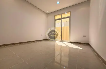 شقة - غرفة نوم - 1 حمام للايجار في المشرف - أبوظبي