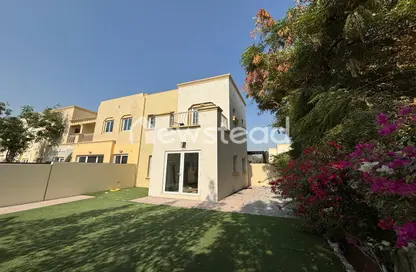 Villa - 2 Bedrooms - 3 Bathrooms for rent in Springs 12 - The Springs - Dubai Villa - 2 Bedrooms - 3 Bathrooms for rent in Springs 12 - The Springs - Dubai