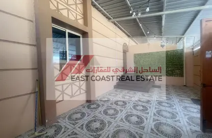 Villa - 3 Bedrooms - 4 Bathrooms for rent in Al Faseel - Fujairah