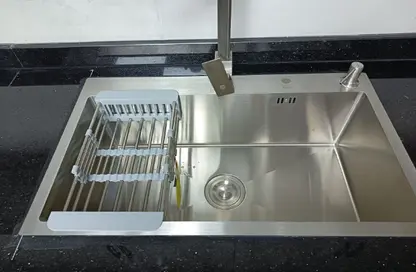 شقة - 2 غرف نوم - 3 حمامات للبيع في الخان - الشارقة