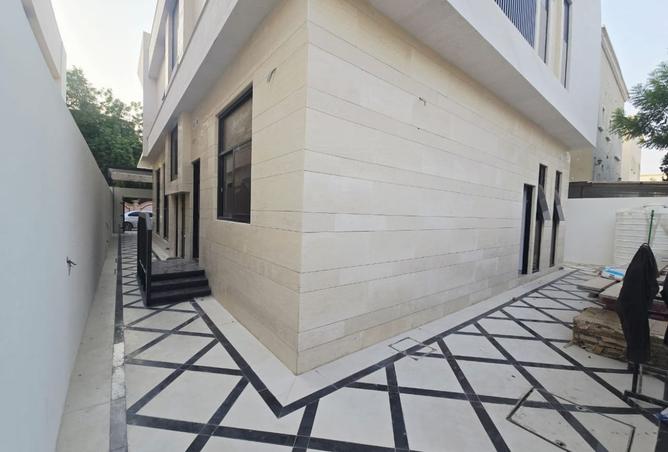 15585944 - Property Image 3