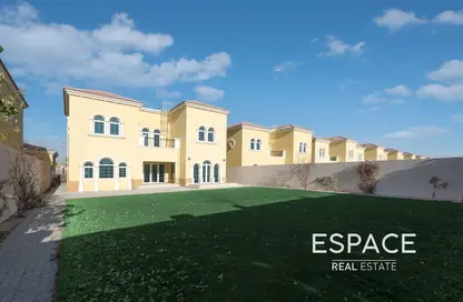 Villa - 3 Bedrooms - 4 Bathrooms for rent in Legacy - Jumeirah Park - Dubai