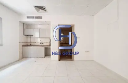 Apartment - Studio - 1 Bathroom for rent in Fire Station Road - Muwaileh - Sharjah