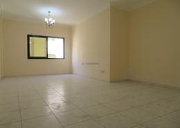 صورةغرفة فارغة لـ: شقة - 3 غرف نوم - 3 حمامات للكراء في منخول - بر دبي - دبي, صورة 1