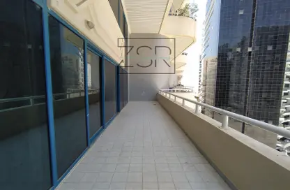 Duplex - 3 Bedrooms - 4 Bathrooms for rent in Al Shaheen Tower - Al Khalidiya - Abu Dhabi