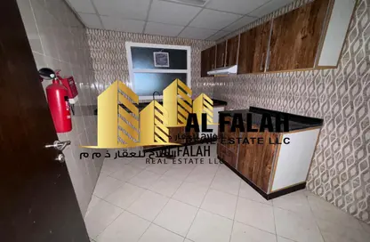شقة - غرفة نوم - 1 حمام للايجار في شارع التعاون الجديد - التعاون - الشارقة