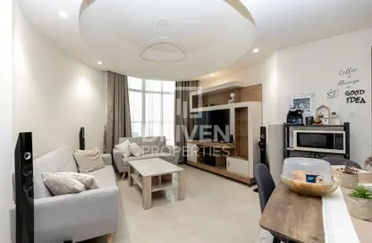 Living / Dining Room image for: Apartment - 2 Bedrooms - 3 Bathrooms for sale in Azizi Plaza - Al Furjan - Dubai, Image 1