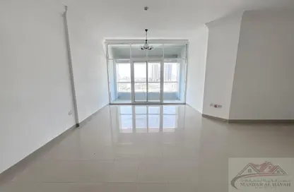 Apartment - 3 Bedrooms - 3 Bathrooms for rent in Al Rasheed Tower 5 - Al Taawun Street - Al Taawun - Sharjah