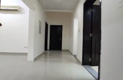 فيلا - 2 غرف نوم - 2 حمامات للايجار في مدينة محمد بن زايد - أبوظبي